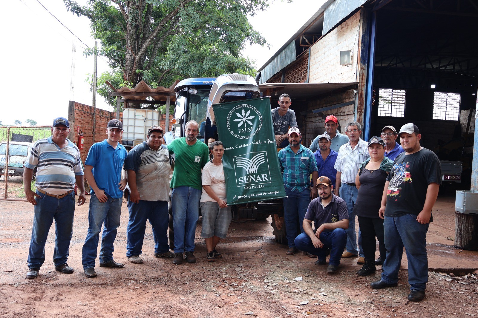 Curso de Manutenção e Operação de Tratores Agrícolas encerra com chave de ouro