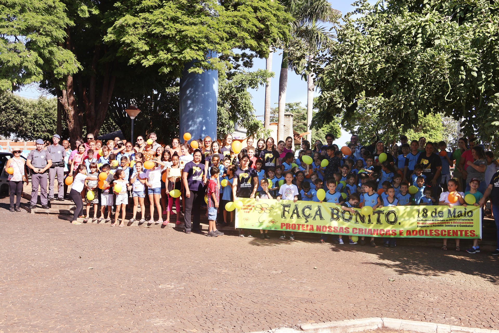 Mira Estrela realiza Passeata em alusão ao Dia Nacional de Combate ao Abuso e Exploração Sexual de Crianças e Adolescentes