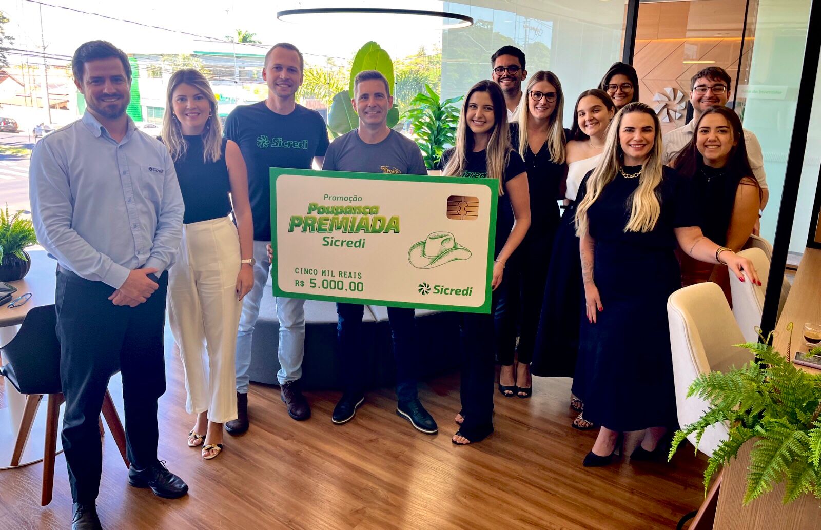 Campanha Poupança Premiada Sicredi bate recordes com mais de 770 mil participantes nos primeiros meses