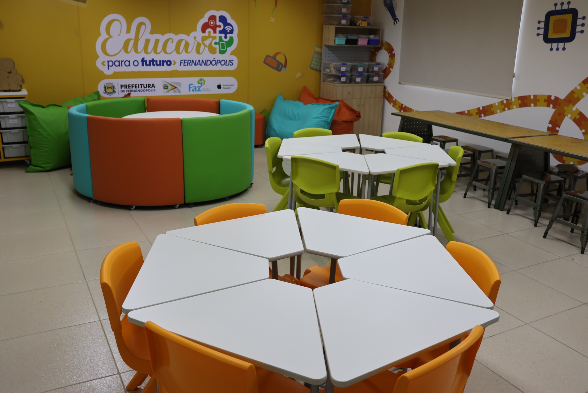 Fernandópolis inaugura três centros tecnológicos na Rede Municipal de Educação