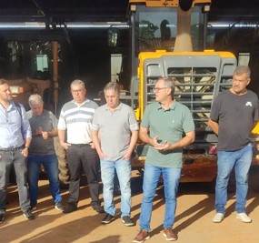 Cantarella se reúne com funcionários do Almoxarifado Municipal