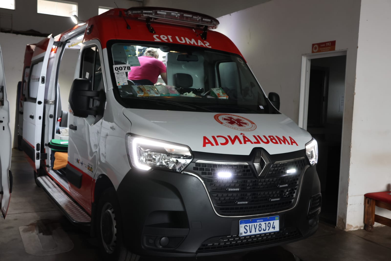 SAMU de Fernandópolis recebe novas viaturas de pronto atendimento