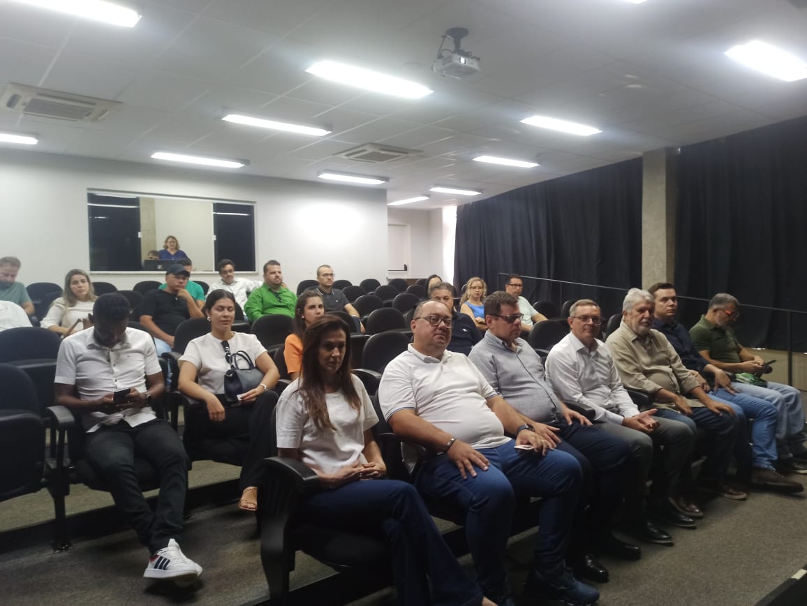 Prefeito Cantarella participa de reunião do COTIMARG
