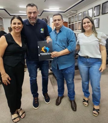 Prefeito e Vereadora de Guarani d’Oeste se reúnem com deputado durante agenda na região