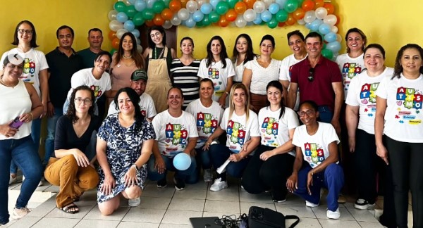 Abril Azul: Mira Estrela realiza passeata sobre Dia Mundial de Conscientização do Autismo