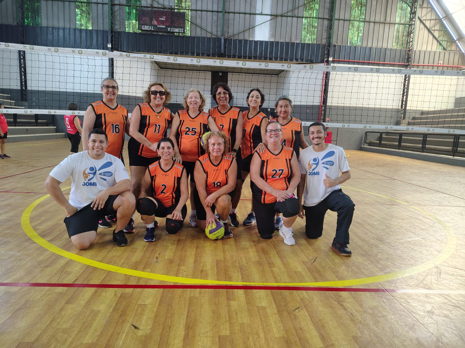 Fernandópolis conquista títulos no vôlei adaptado e na malha 
