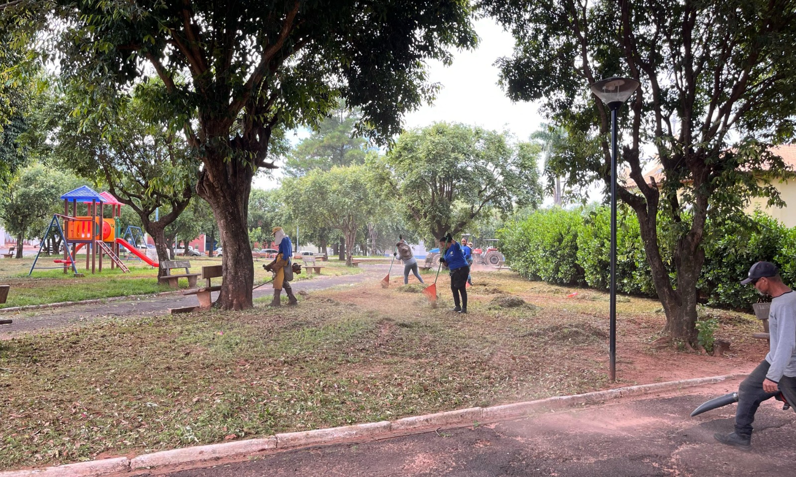 Prefeitura inicia mutirão de serviços em Brasitânia