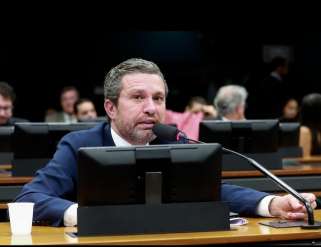 Deputado Fausto Pinato apresenta projeto de anistia para presos do 8 de Janeiro