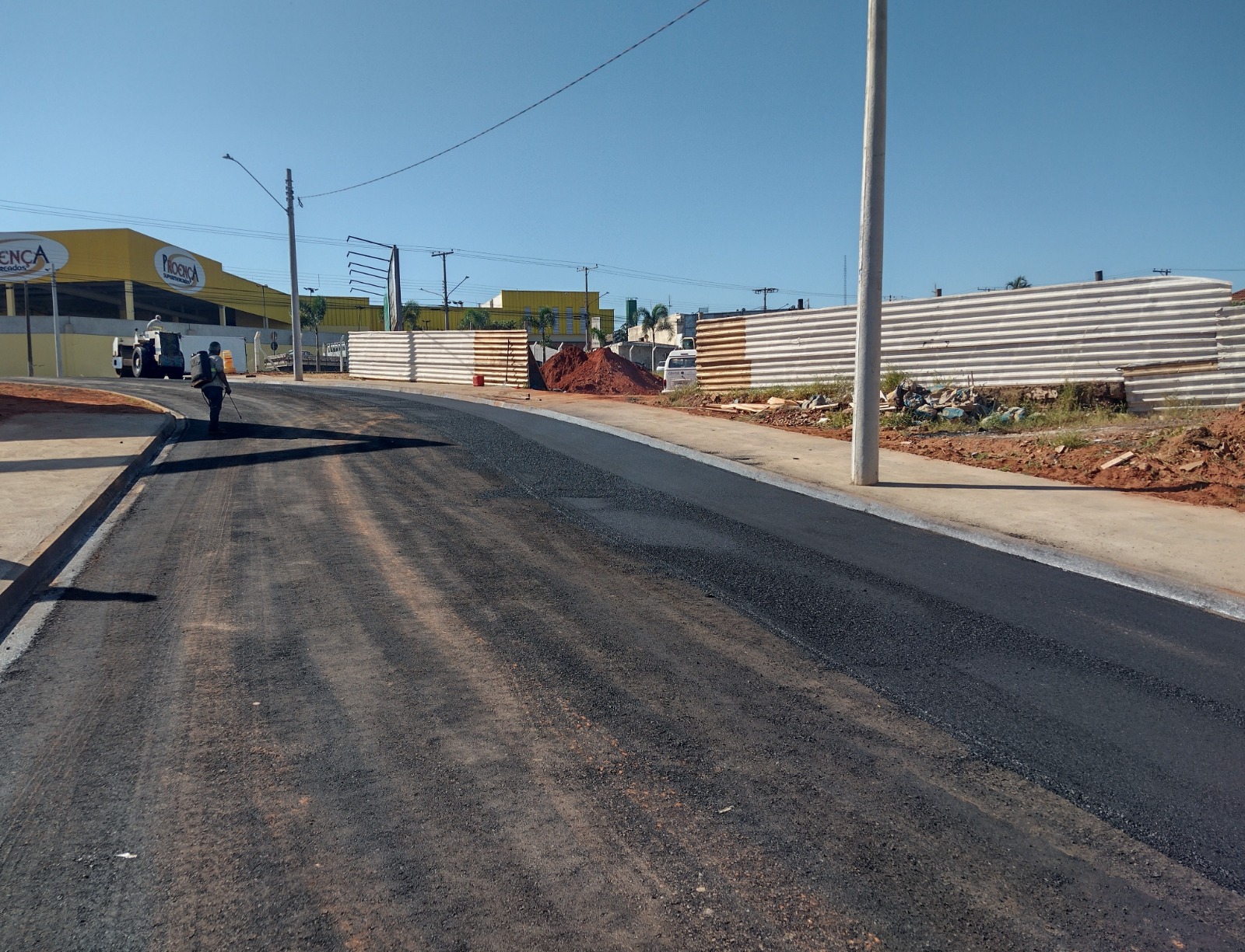 Rua Borba Gato está liberada para o trânsito