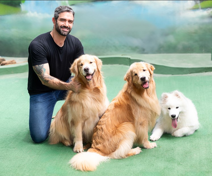 De som ambiente a canal exclusivo: o que pets ouvem e assistem também importa