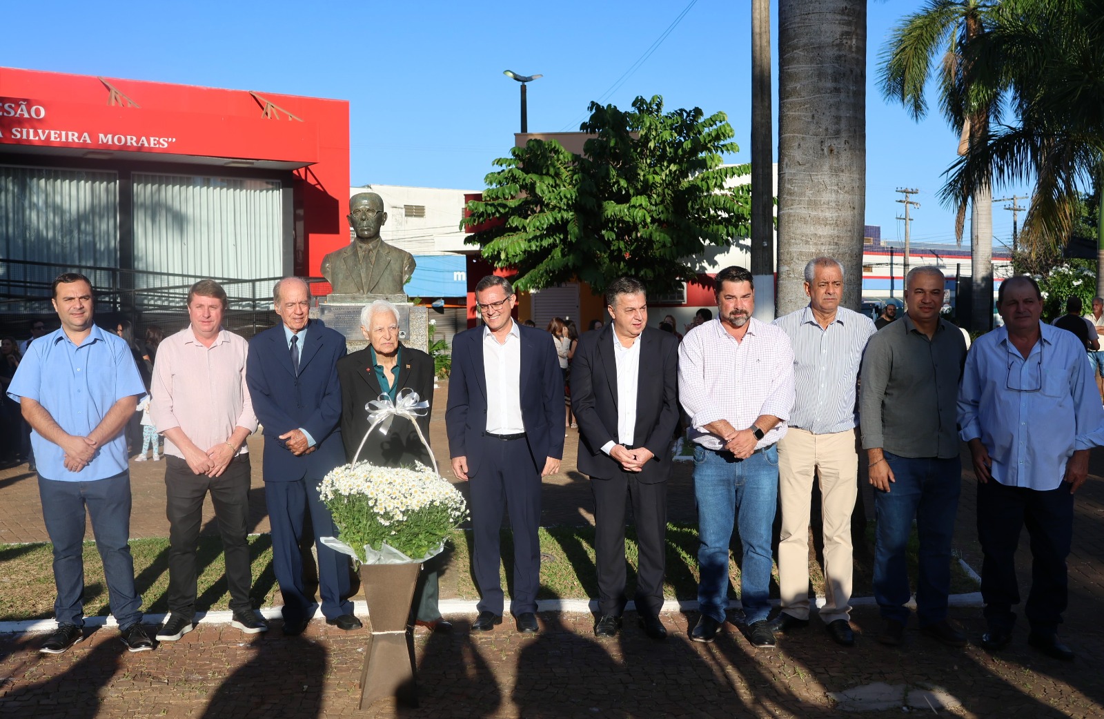 Nós lutamos é por vidas”, diz prefeito em Ato Cívico
