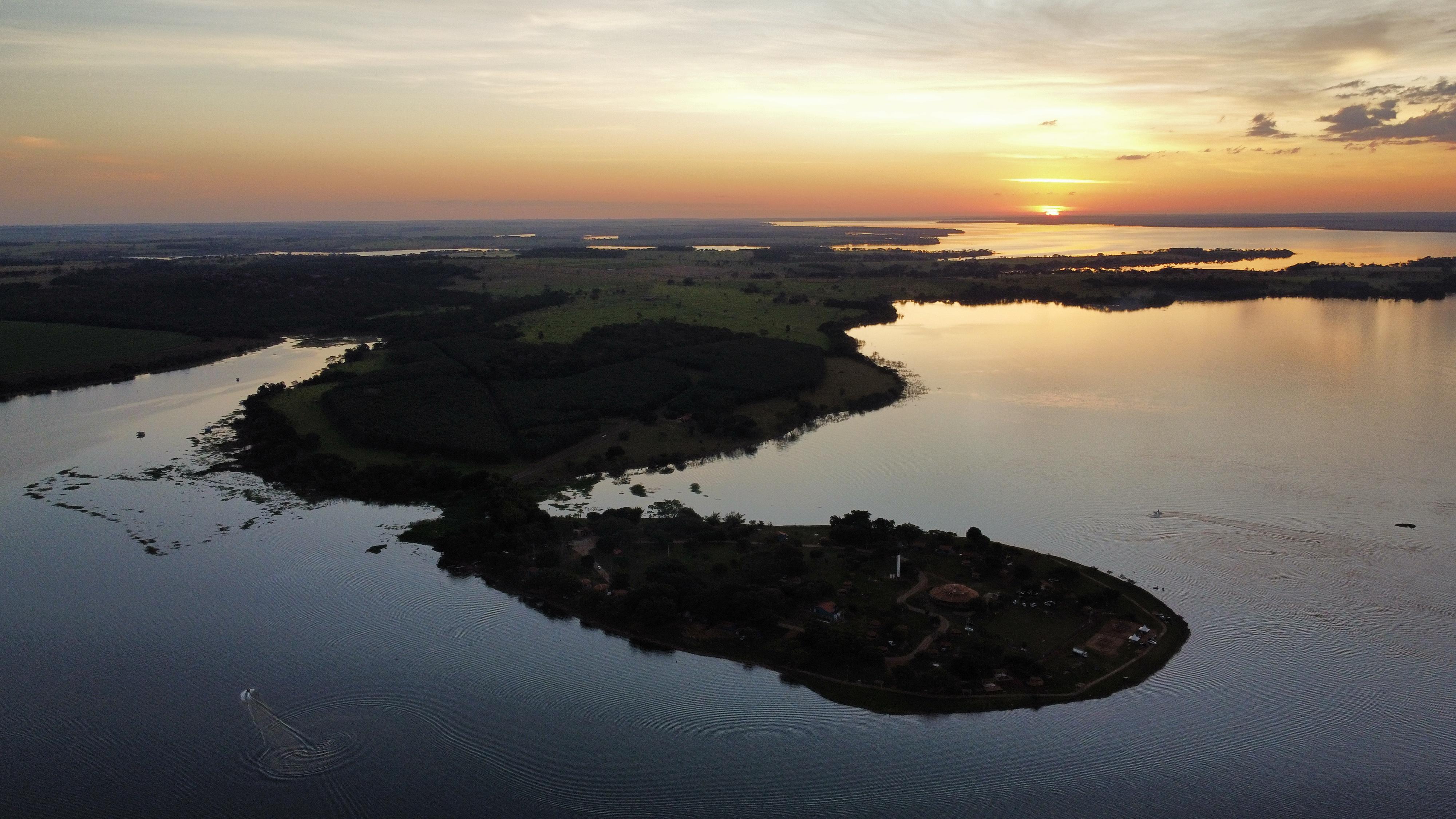 Secretário de Turismo, Roberto de Lucena, participa de eventos em Mira Estrela neste sábado