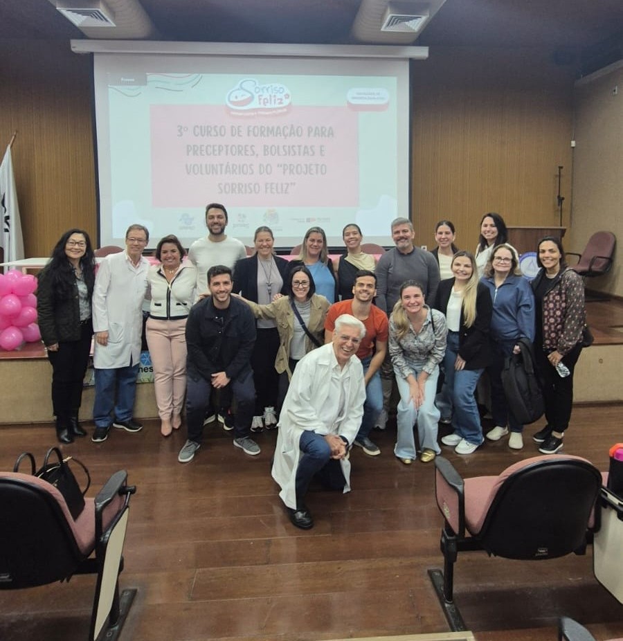 Dentistas de Fernandópolis participam de capacitação na UNESP