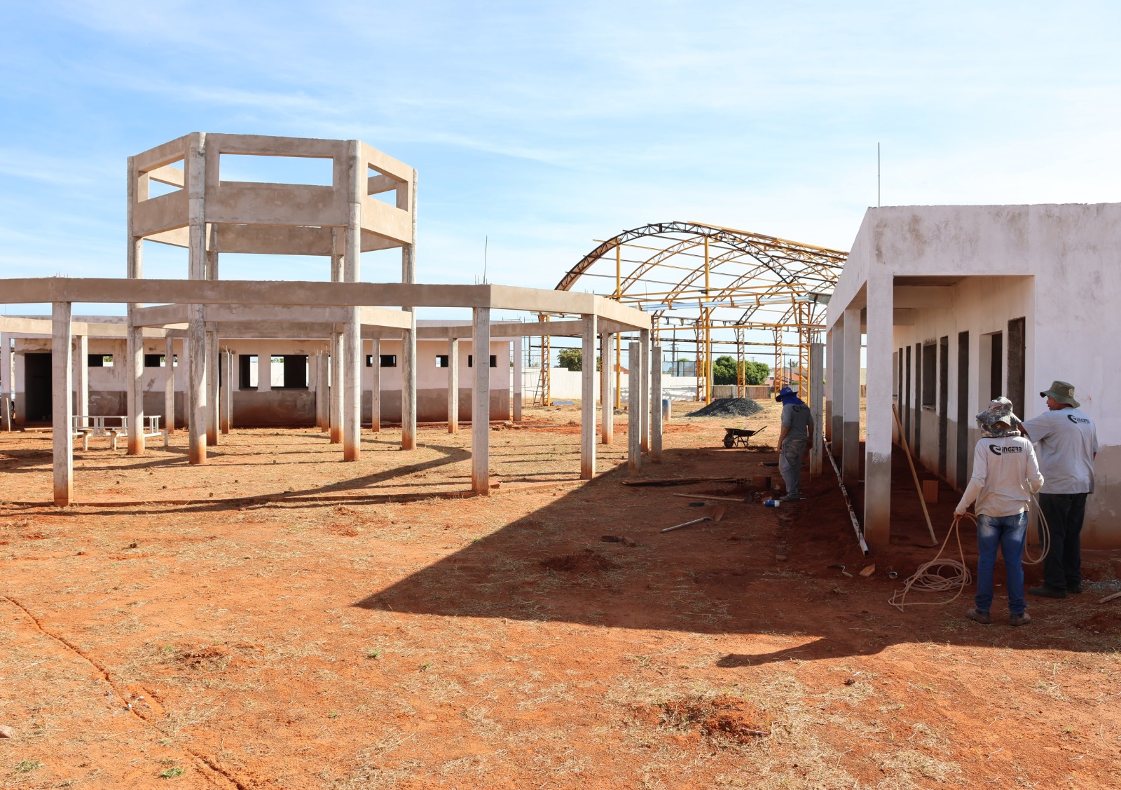 Prefeitura retoma obras da Escola Municipal no bairro Vila Regina