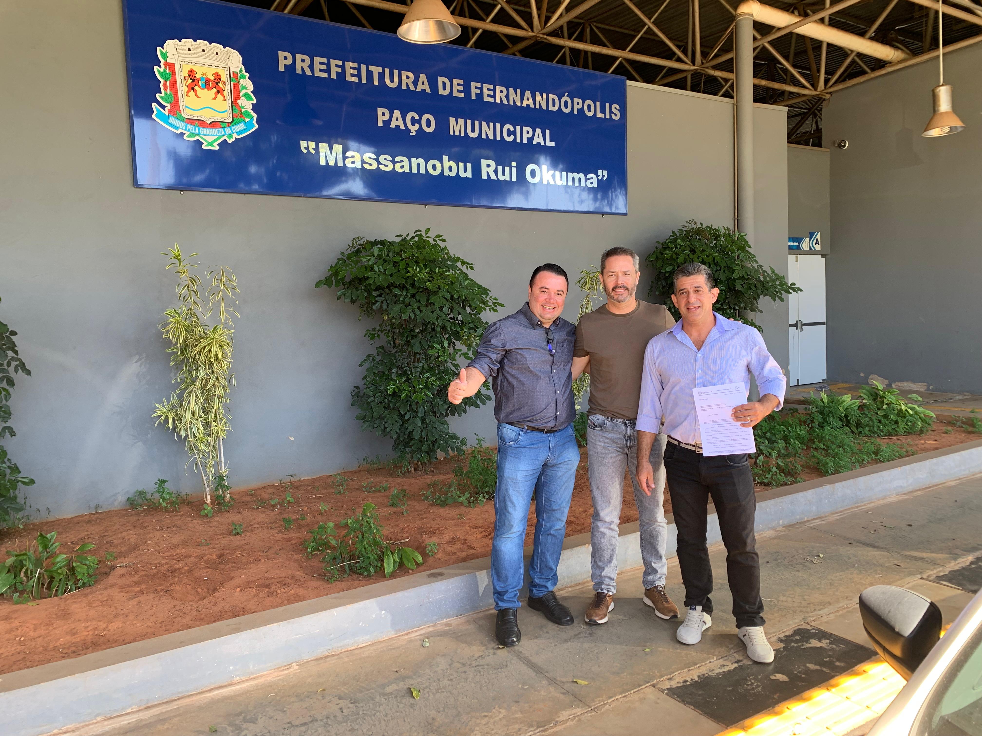 Deputado federal Saulo Pedroso visita Fernandópolis e se reúne com prefeito e autoridades locais 