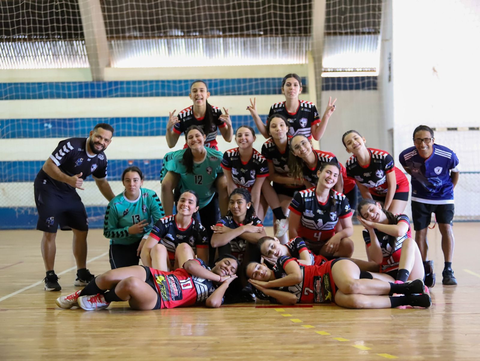 Atletas de Fernandópolis se destacam em competições regionais de vôlei adaptado, judô e handebol