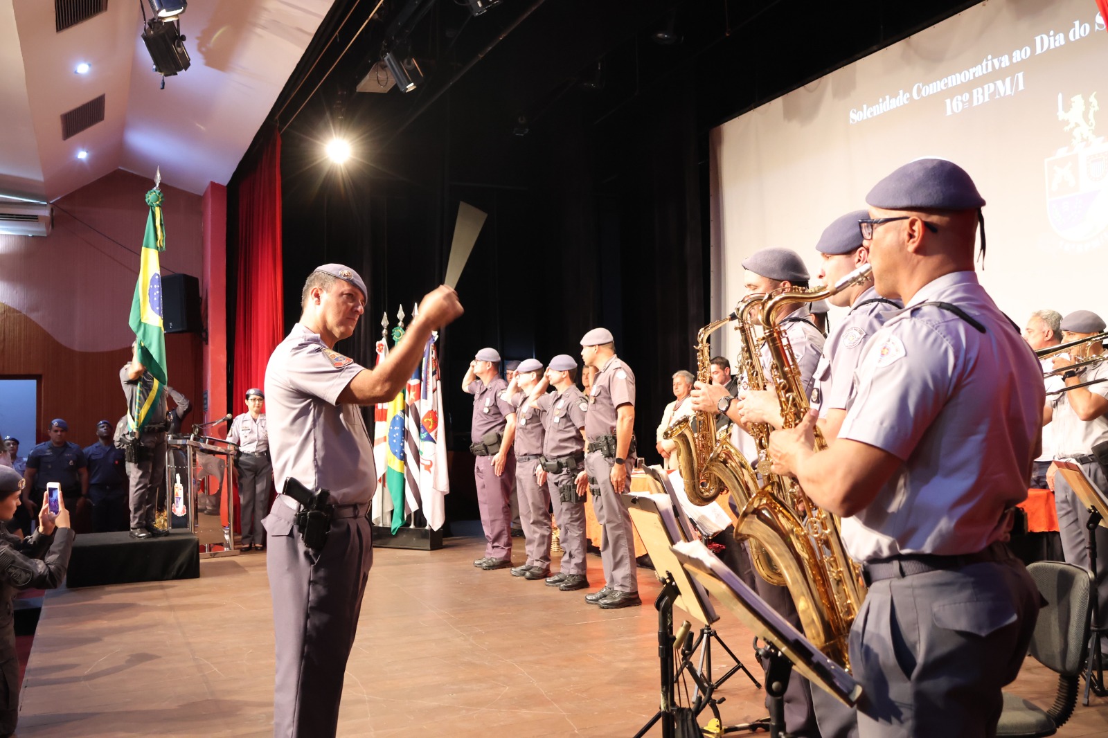16º Batalhão de Polícia Militar realiza solenidade em homenagem ao Dia do Soldado