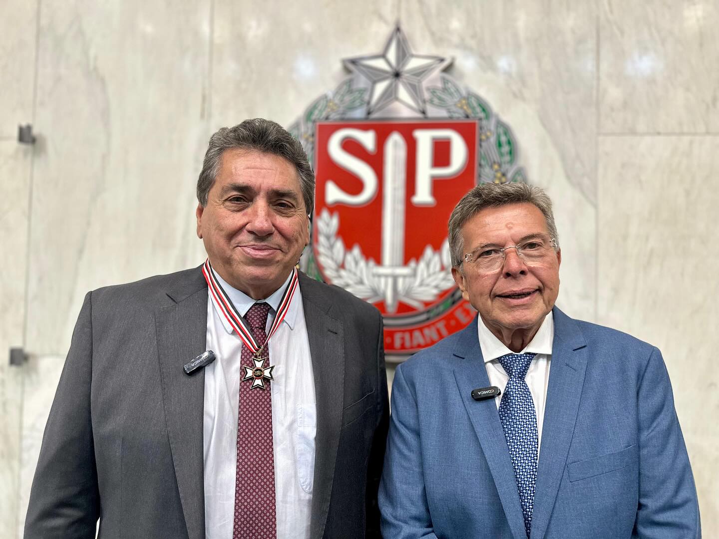 Deputado Carlão Pignatari entrega Colar de Honra ao Mérito Legislativo a Etivaldo Vadão Gomes