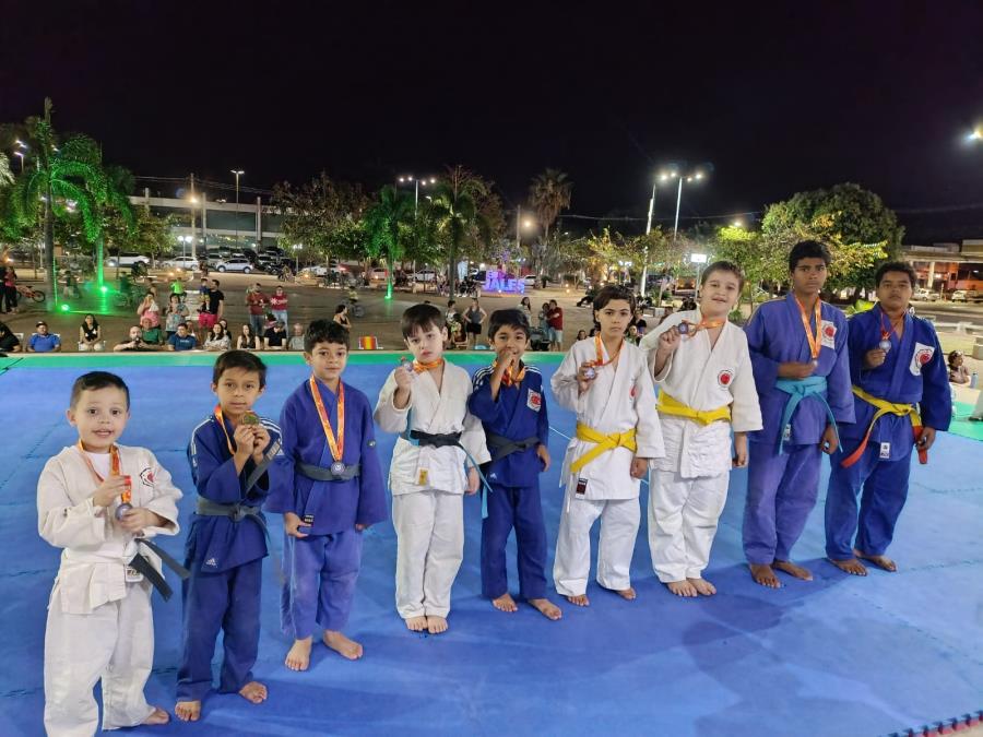 5º Festival de Judô “Cidade de Jales” destaca talentos jalesenses na Praça Euphly Jalles
