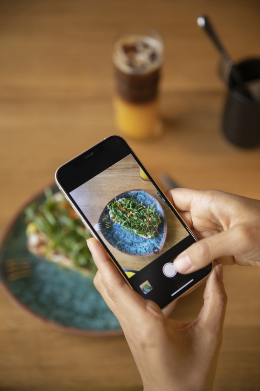 Curso gratuito de Fotografia Comercial com Celular segue com vagas abertas  em Votuporanga