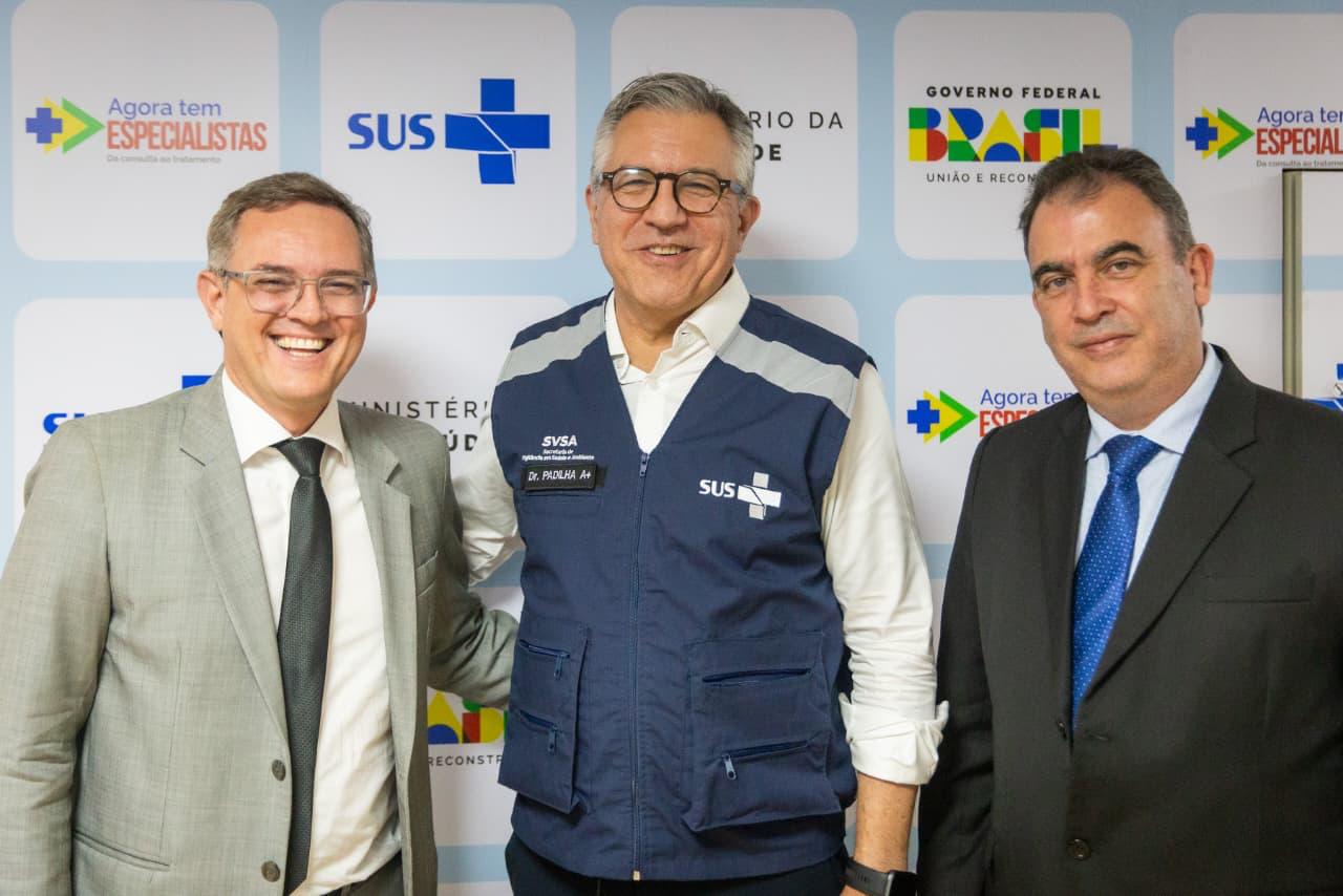 Prefeito apresenta demandas da Saúde em reunião com o ministro