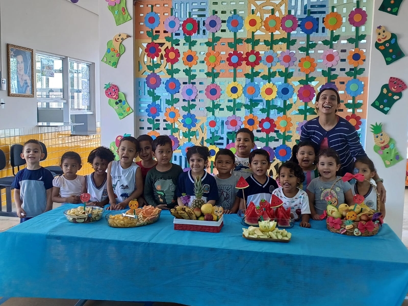 Escolas municipais celebram o Dia Mundial da Alimentação com aprendizado, sabor e cores