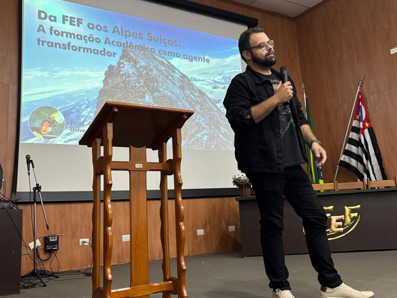Dos corredores da FEF aos Alpes Suíços: palestra inspira sobre o poder da formação acadêmica