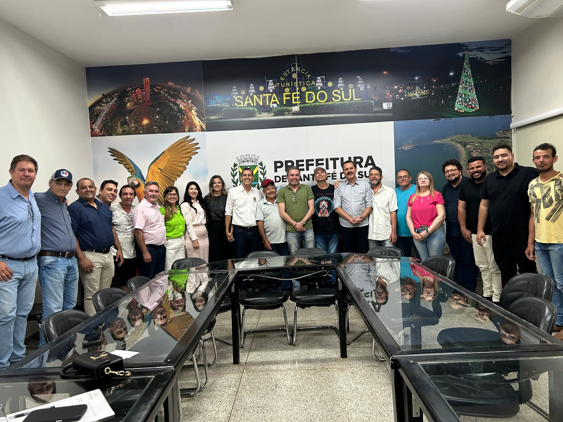 Deputados Fausto Pinato e Itamar Borges anunciam mais de R$ 3,1 milhões em emendas para entidades e infraestrutura em Santa Fé do Sul