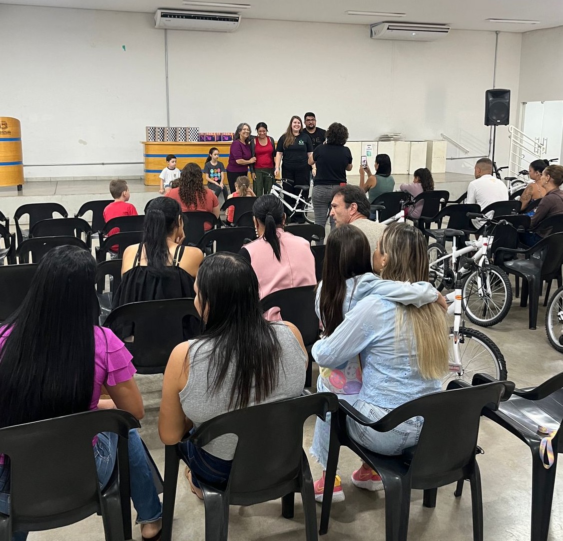 Projeto ‘Recicla PET’ mobiliza alunos de Fernandópolis e retira milhares de garrafas do meio ambiente