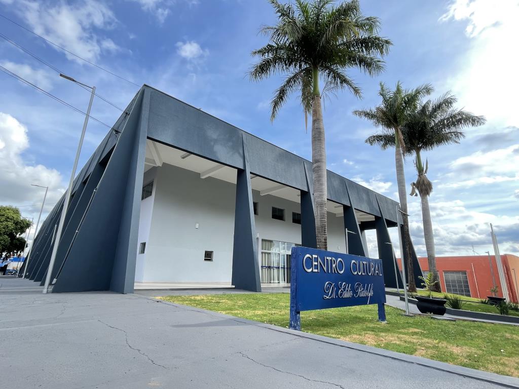 Ponto de Cultura Escola Livre de Teatro divulga intensa programação cultural para Jales