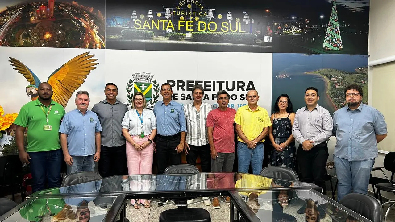 Prefeitura de Santa Fé do Sul promove reunião com Neoenergia Elektro para tratar sobre picos de energia