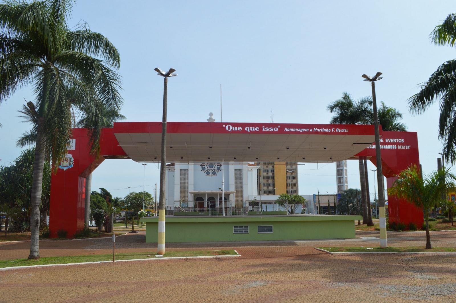 Ação da Prefeitura identifica e orienta pessoas em situação de rua na praça central