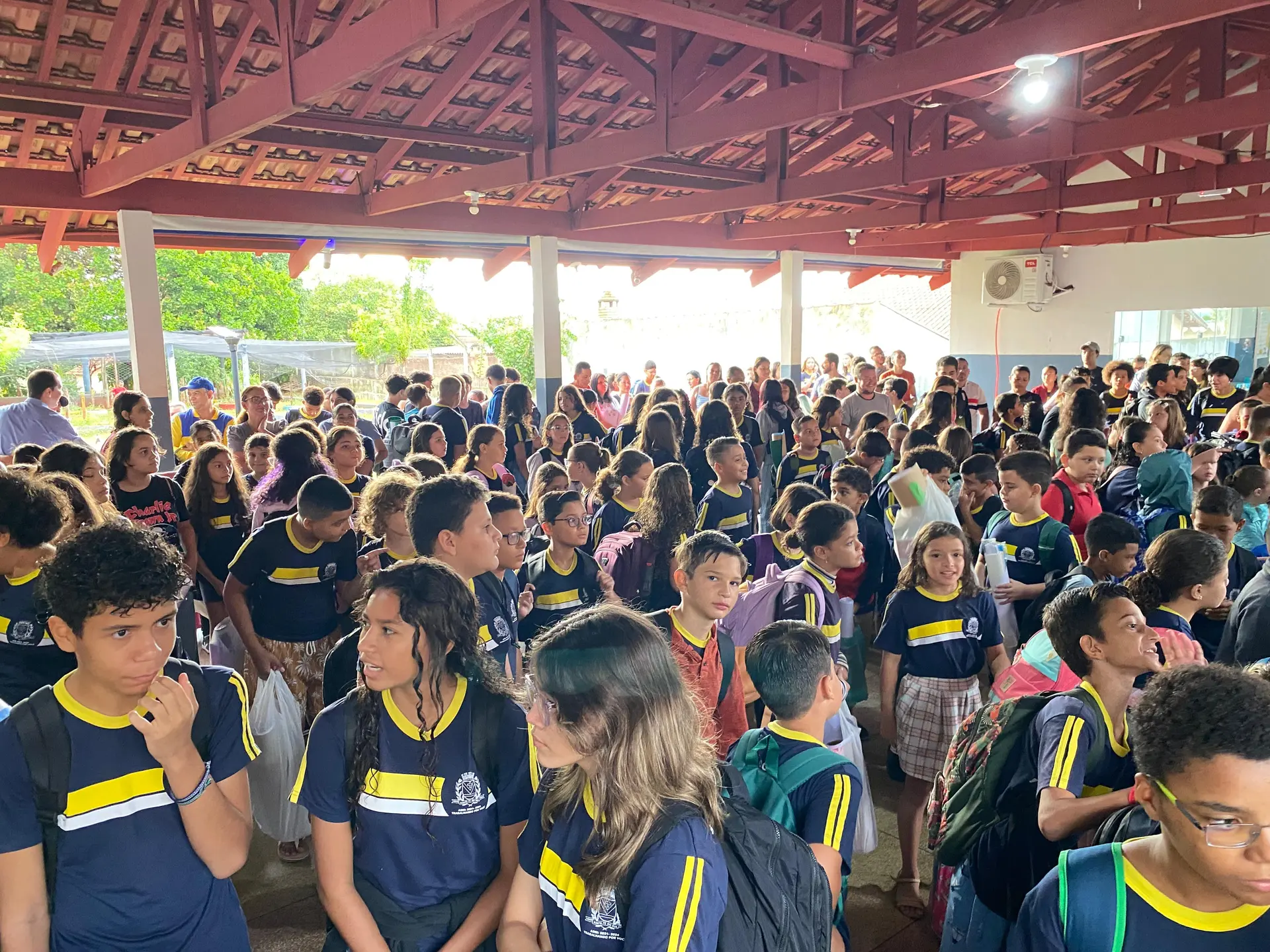 Mais de 5.200 alunos retornam às aulas na rede municipal de Santa Fé do Sul nesta segunda-feira (2)