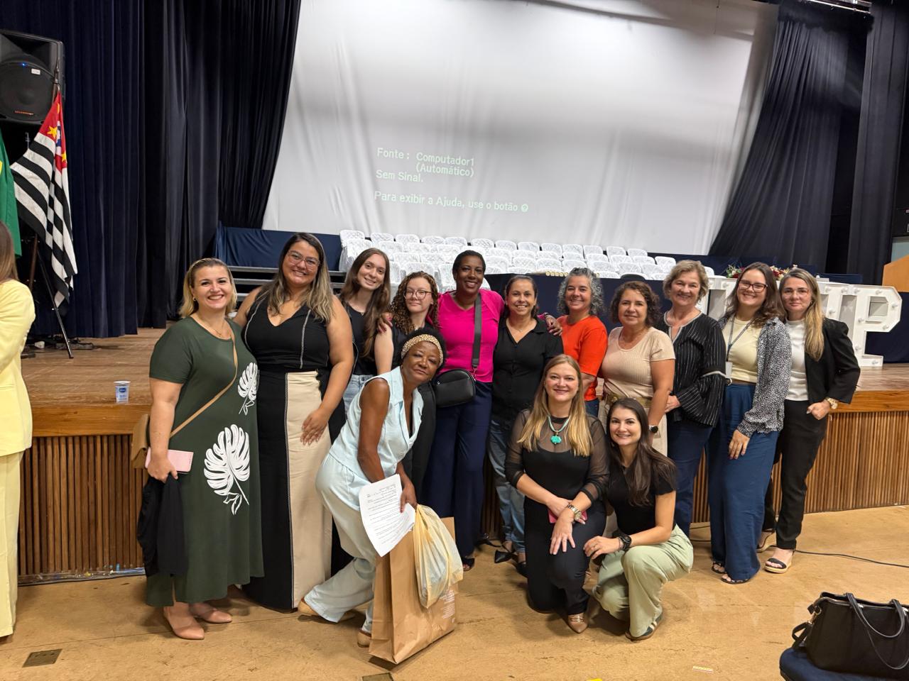 Santa Casa de Fernandópolis reforça compromisso com a humanização e a saúde pública em encontro regional sobre enfrentamento da violência contra a mulher