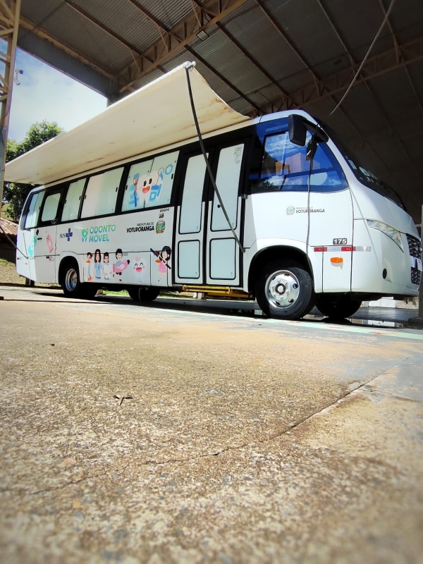 Odontomóvel reforça atendimento preventivo nas escolas de Votuporanga