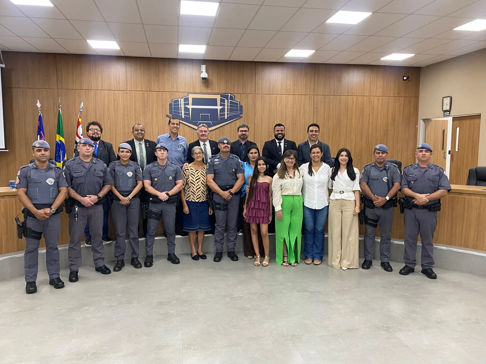 Câmara Municipal presta homenagem ao policial voluntário Cabo Martins pela atuação em defesa das mães atípicas