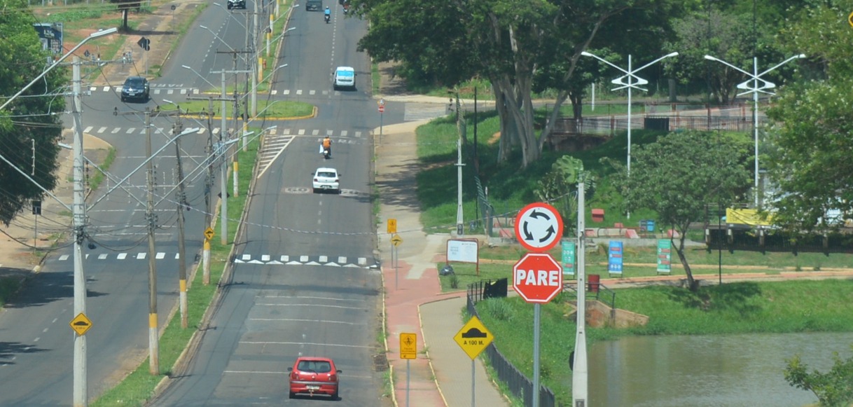 Lombofaixas em frente a represa garantem mais segurança