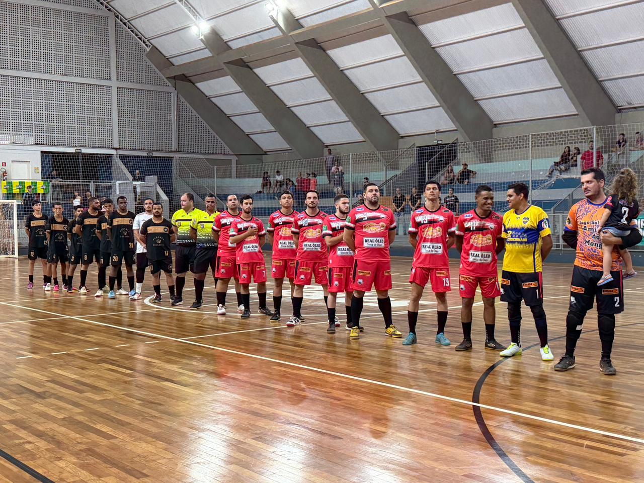 Copa Jales de Futsal tem início com jogos acirrados e segue com rodada nesta quarta-feira