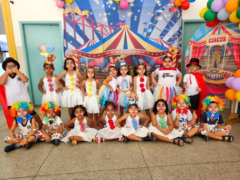 Dia do Circo transforma escolas municipais em espaços de aprendizagem, criatividade e encantamento