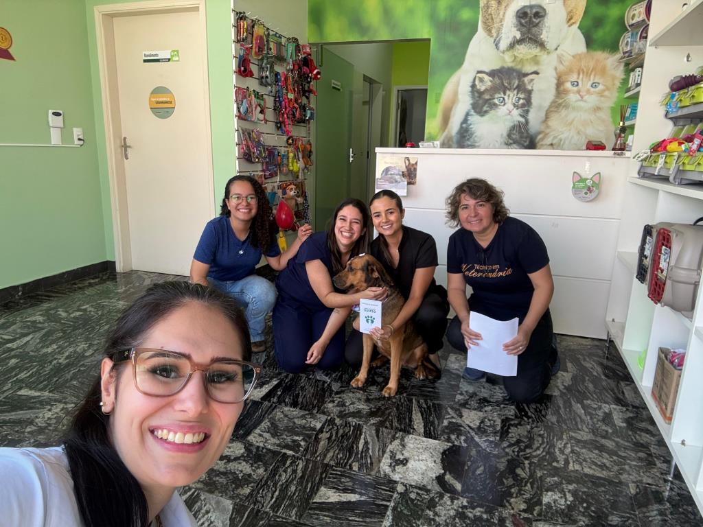 Março Azul Claro reforça ações de cuidado e bem-estar animal no município