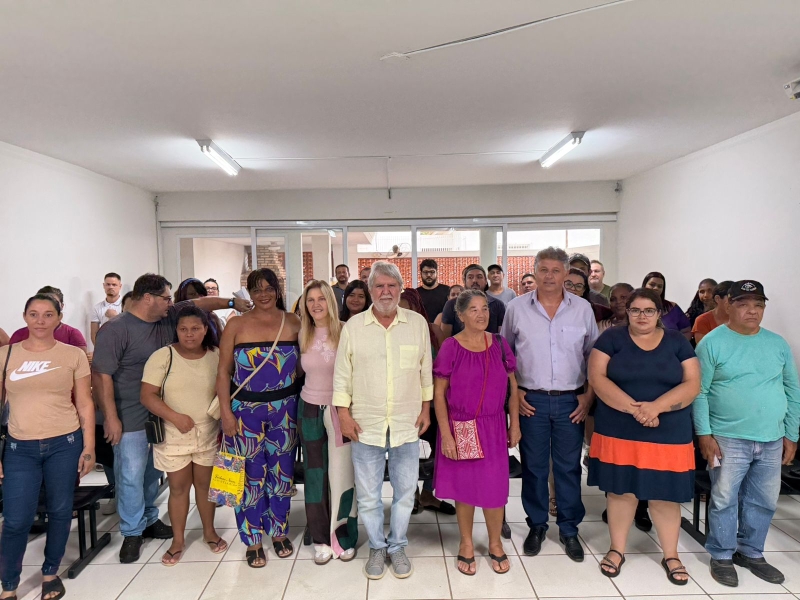 Prefeitura de Votuporanga formaliza contratos de 40 novos bolsistas do Programa Votuporanga em Ação