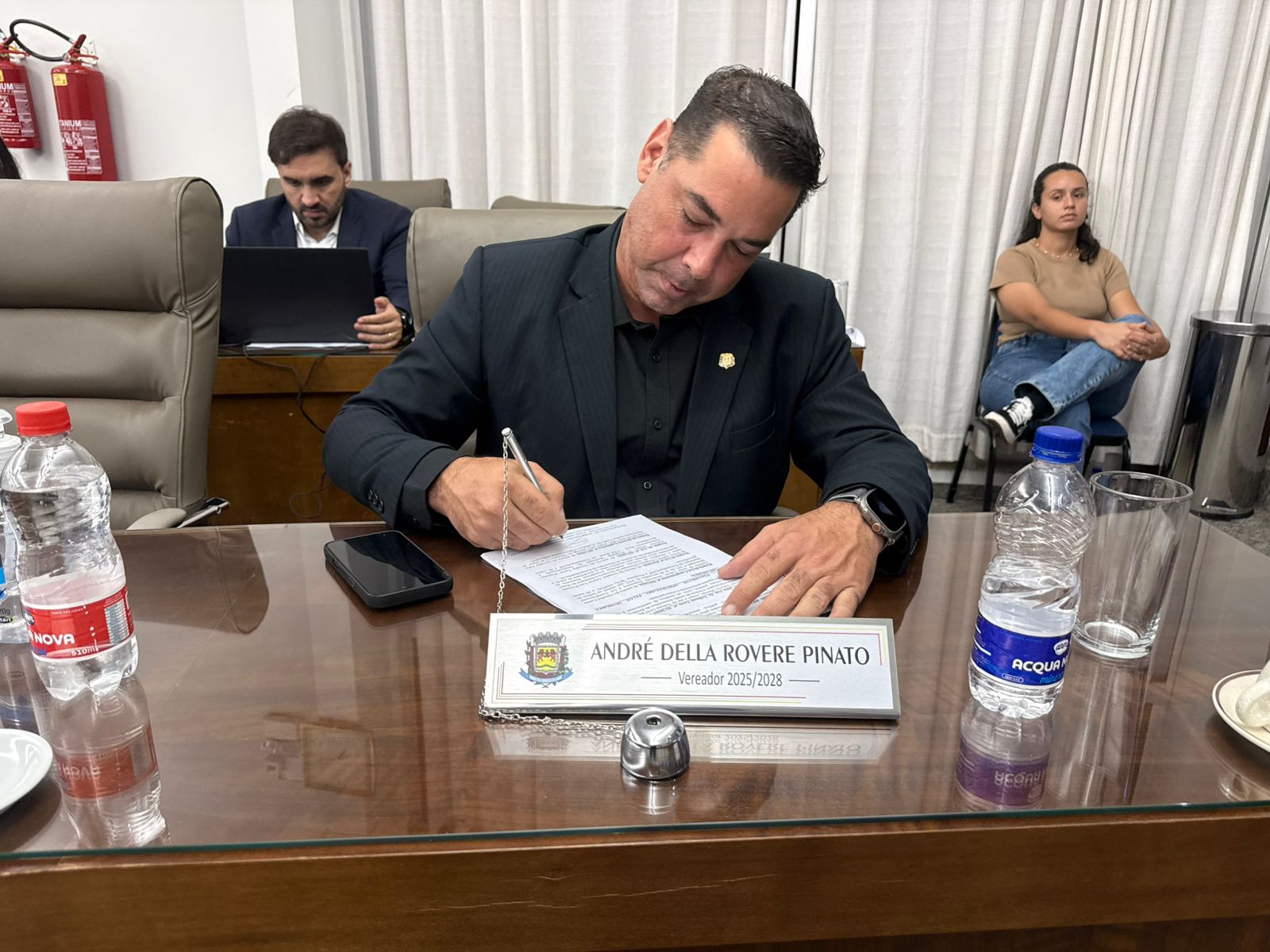 André Della Rovere cobra informações sobre emendas parlamentares destinadas a Fernandópolis