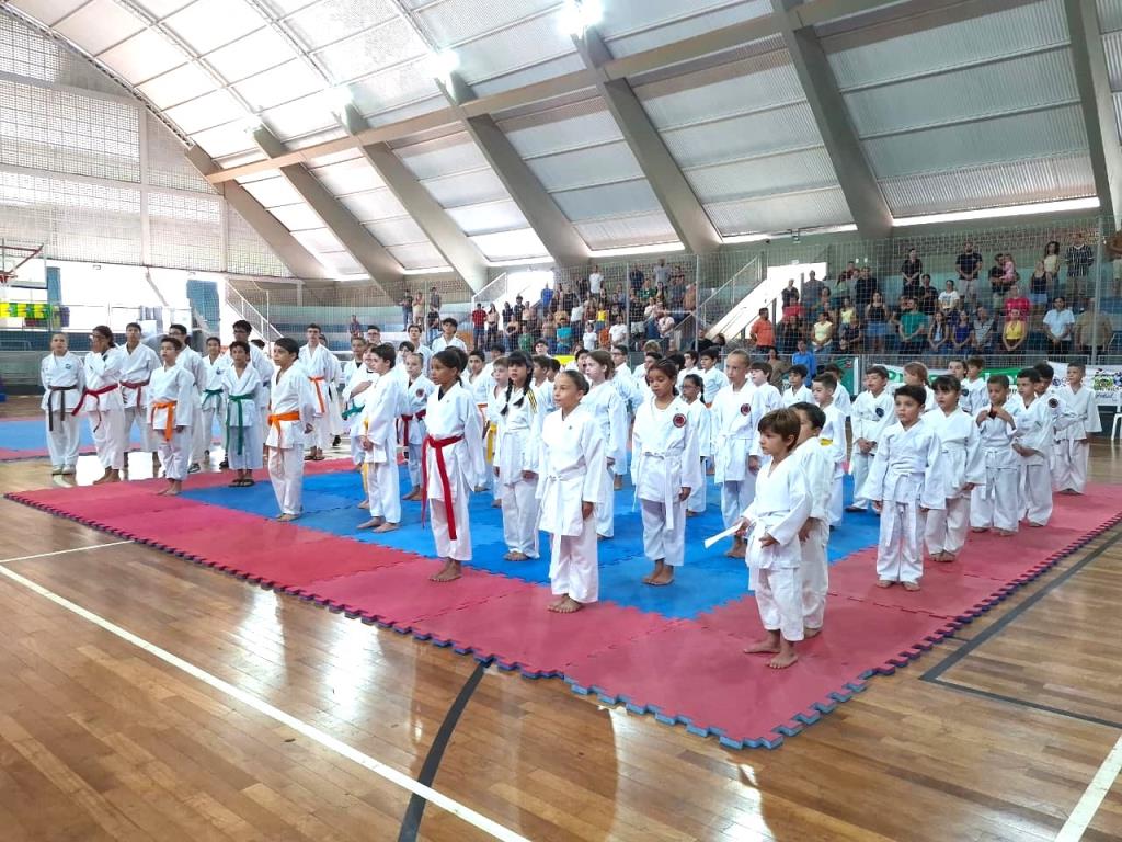 Festival de Karatê celebra os 85 anos de Jales com grande participação regional