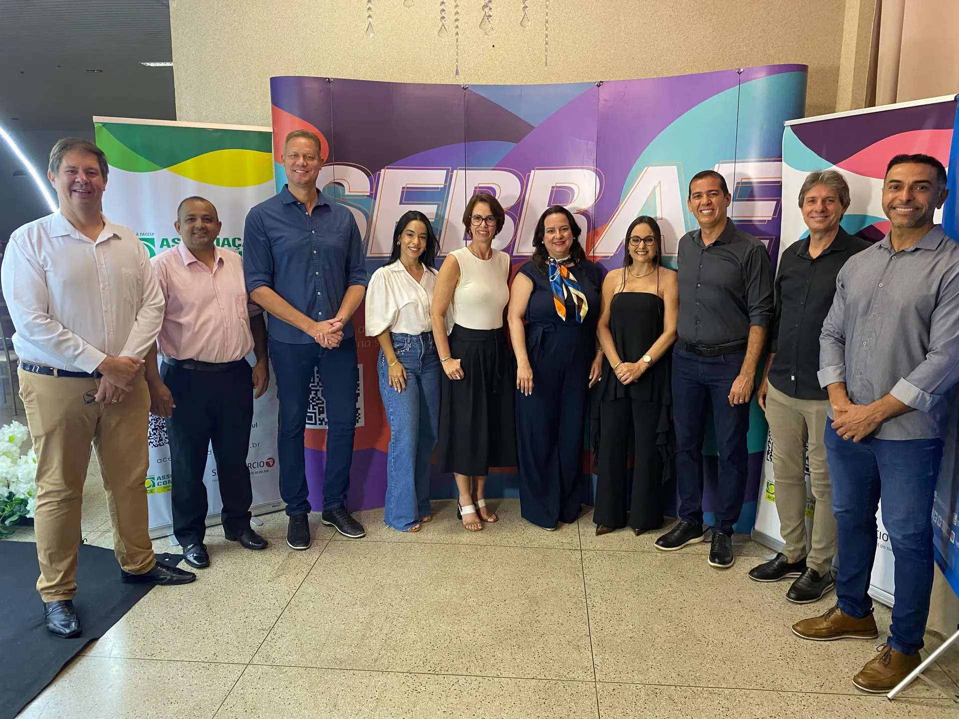 Santa Fé do Sul lança programa “Santa Fé Empreendedora” e reúne mais de 250 participantes em noite de fortalecimento ao comércio e aos negócios locais