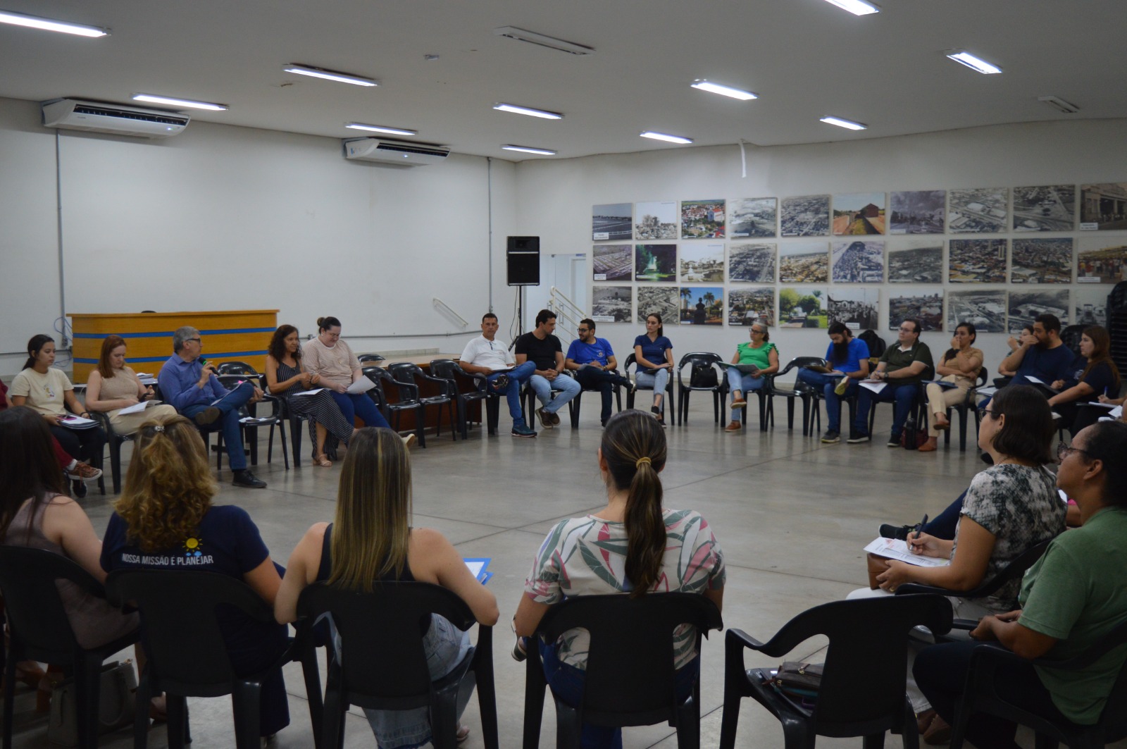 Programa Saúde na Escola 2025/2026 é avaliado em reunião com diretores