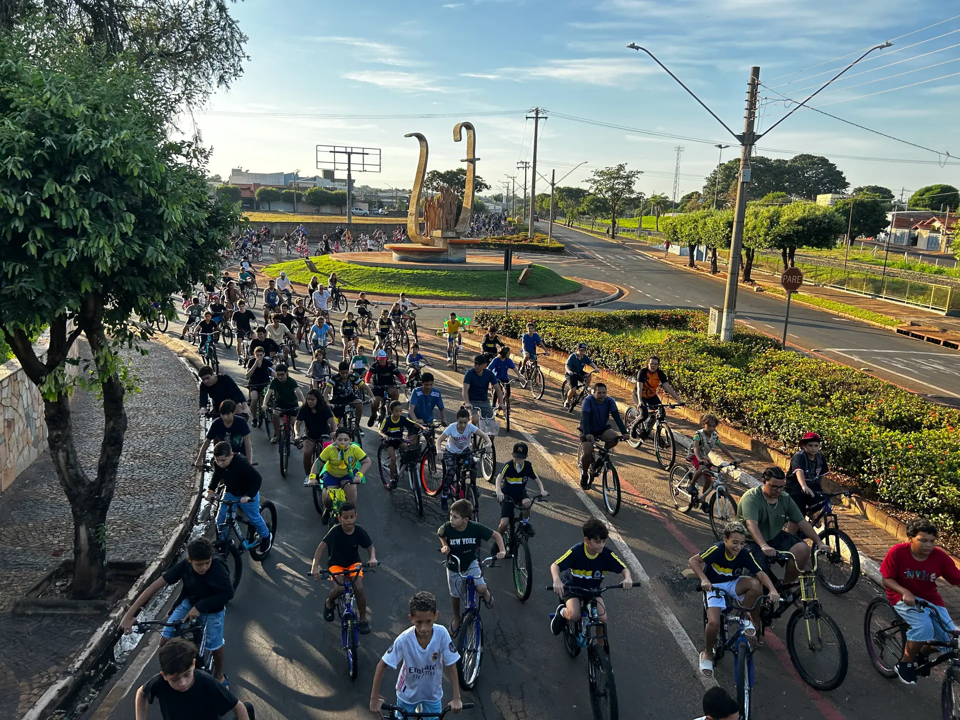 23º Passeio Ciclístico Pedalando Santa Fé reúne mais de 2 mil pessoas no feriado de 1º de Maio