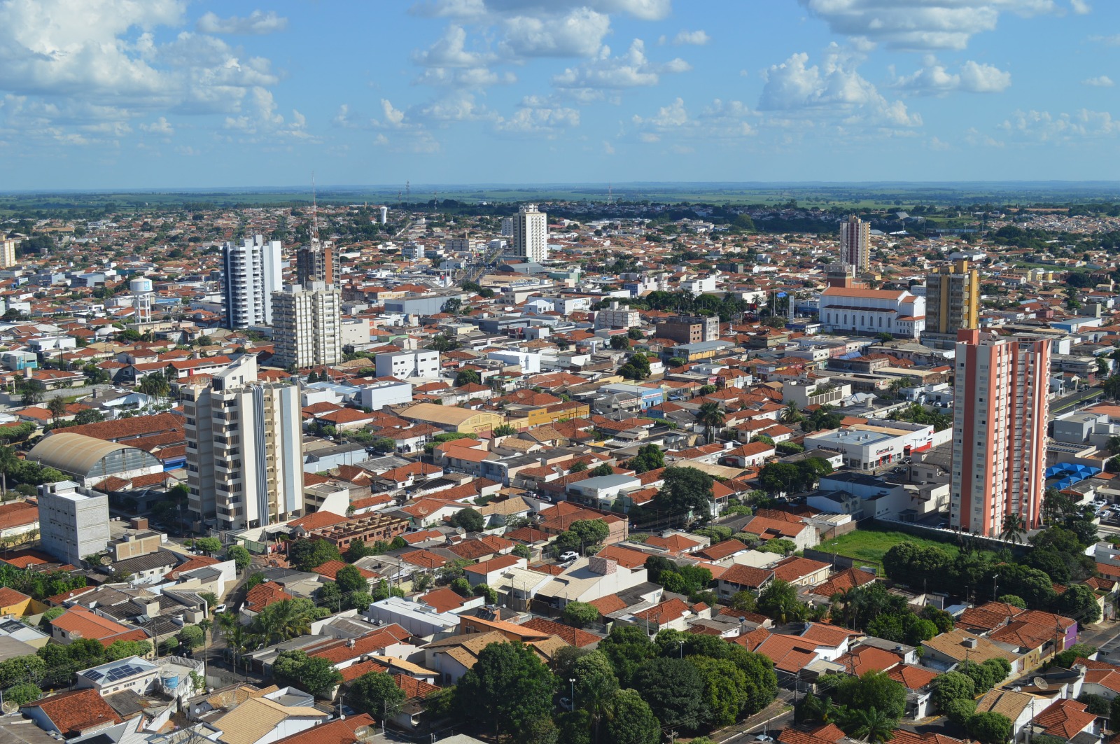 Fernandópolis cria comitê de políticas públicas voltadas à população em situação de rua