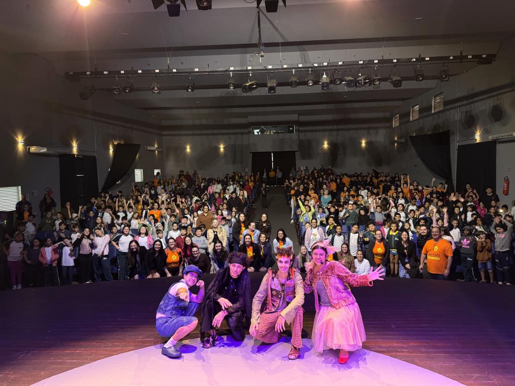 Secretaria de Desenvolvimento Social e CMDCA promovem peça teatral sobre proteção de crianças e adolescentes