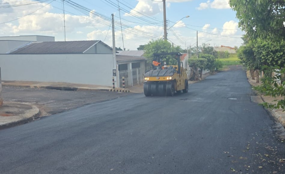 Recapeamento atende moradores do Planalto, Nova Canaã e Vila Veneto