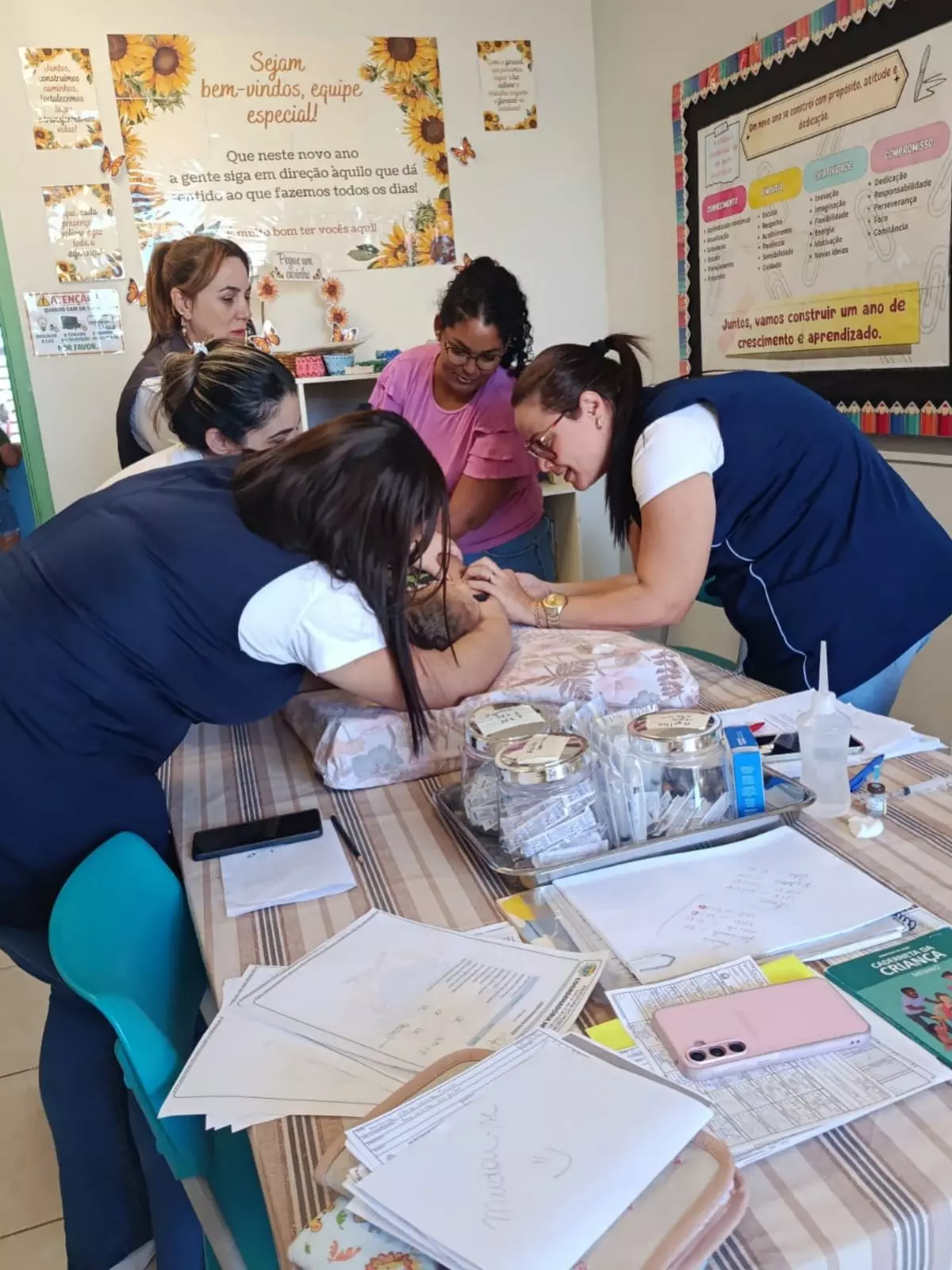 Equipe de saúde de Guarani d’Oeste realiza mutirão para atualizar vacinação de crianças em creche municipal